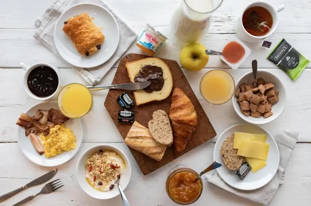 Breakfast buffet
