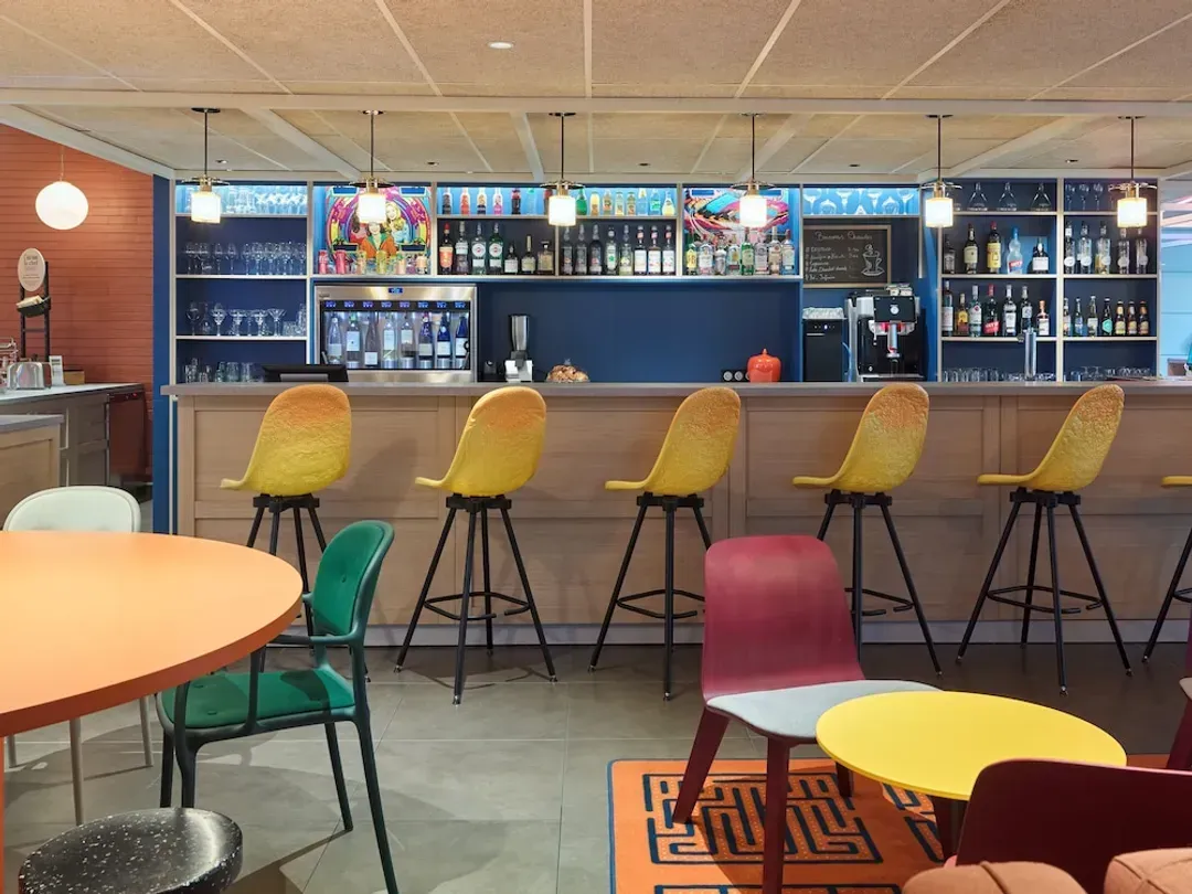 Snack bar