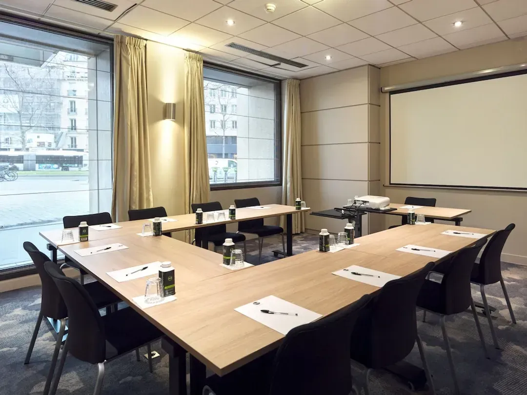 Meeting facility