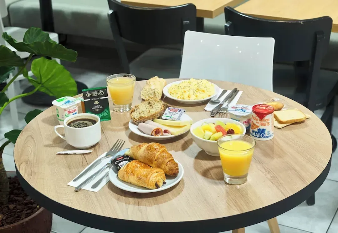 Breakfast meal