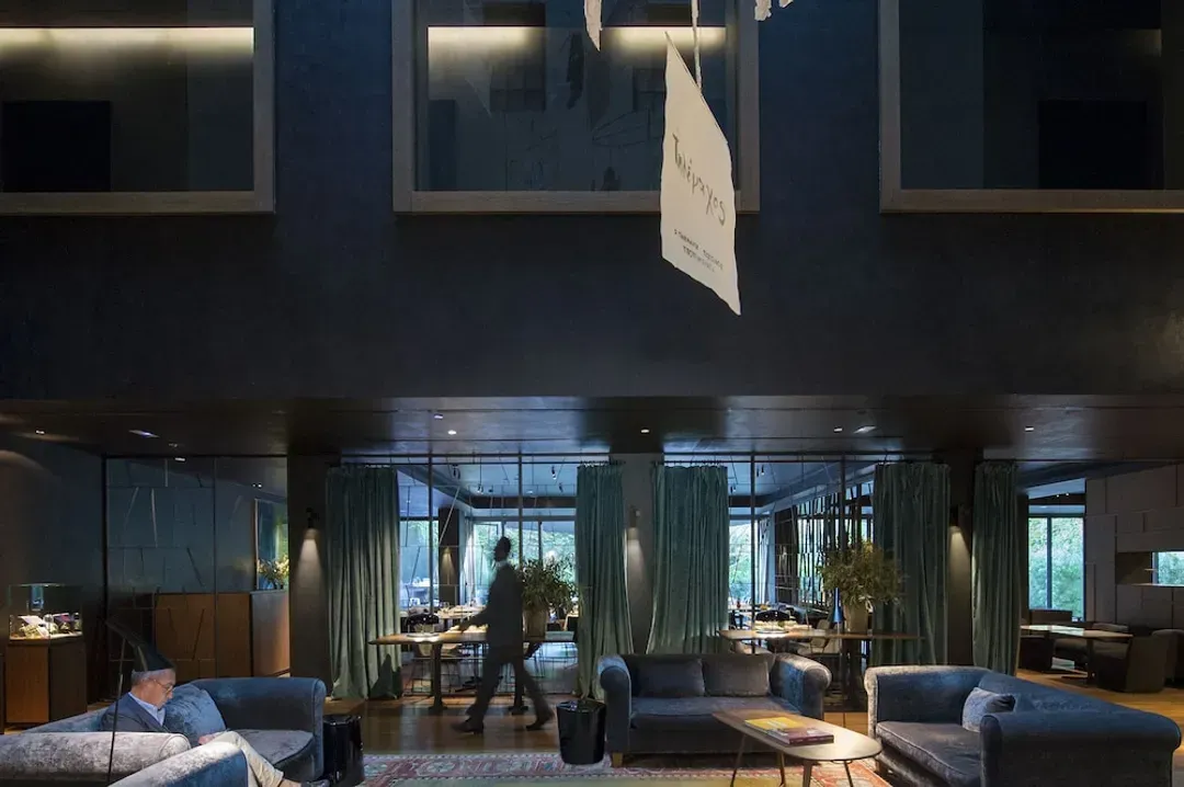 Lobby sitting area