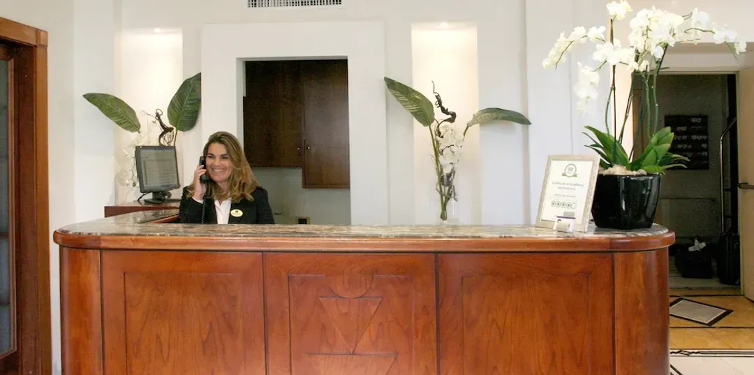 Concierge desk