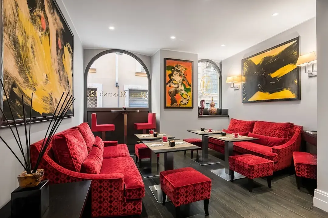 Breakfast area