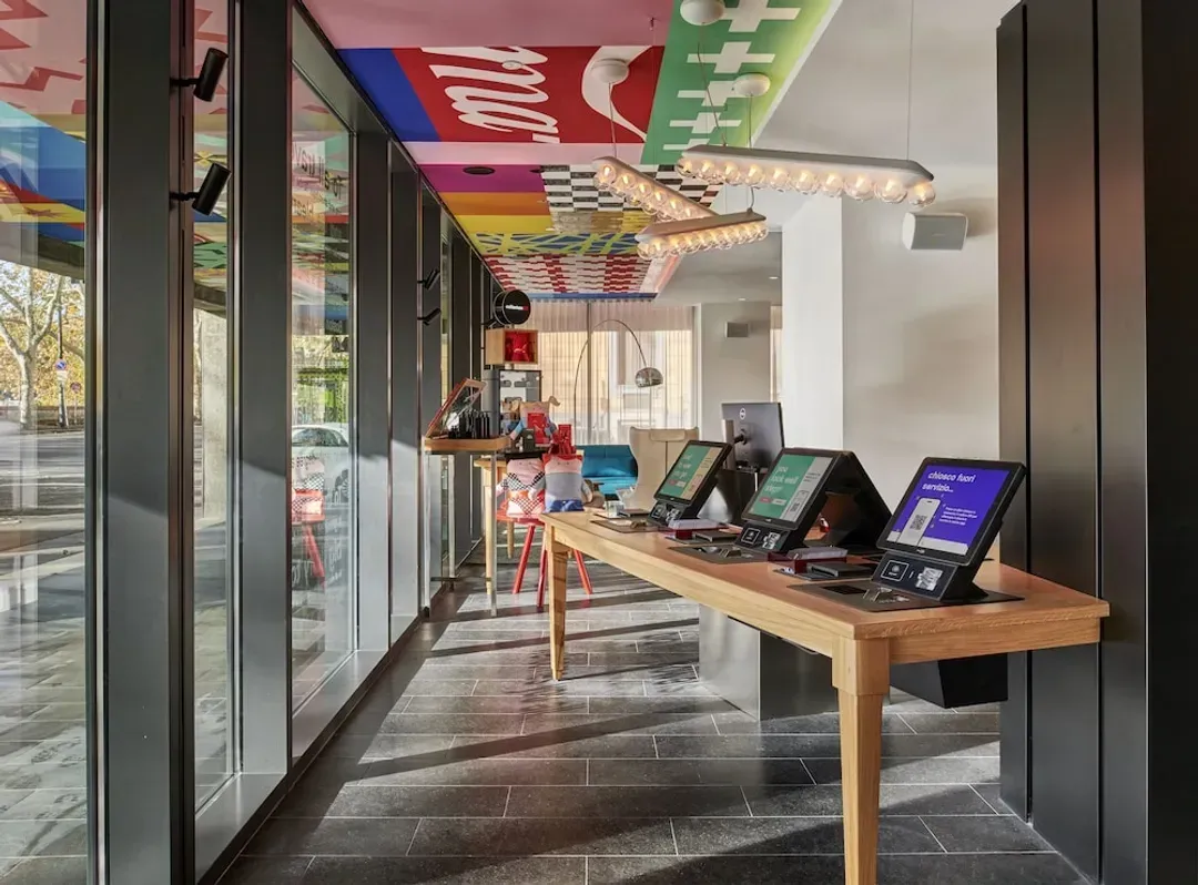 Check-in/check-out kiosk
