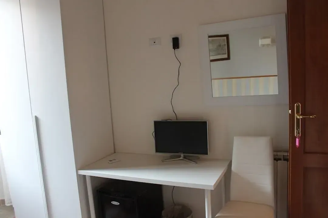 Room amenity