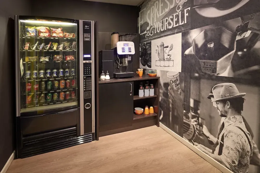 Vending machine