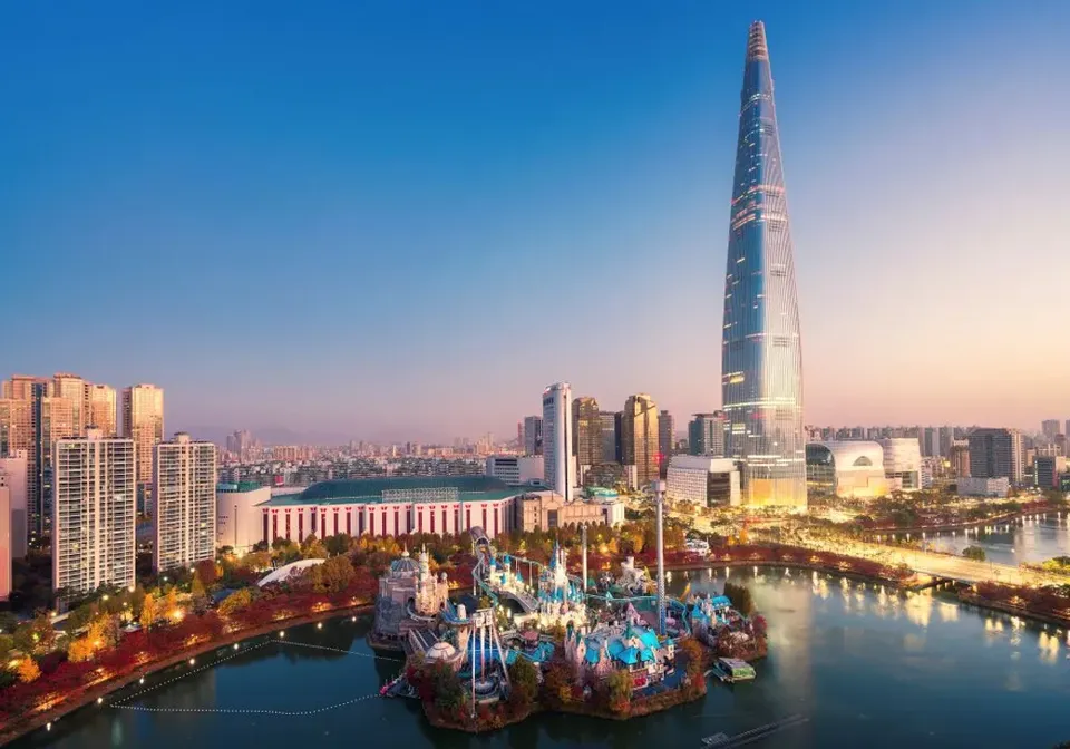 【旅展優惠 首爾旅遊】全日暢遊愛寶樂園、最高樂天世界塔、最美星空圖書館、夢幻三島、明洞自由逛五日-1