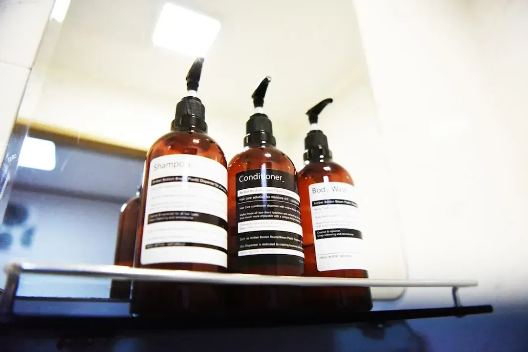 Bathroom amenities