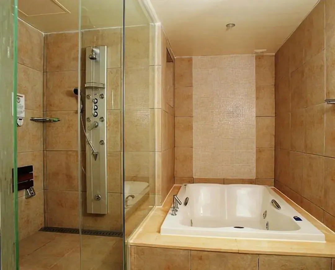 Jetted tub