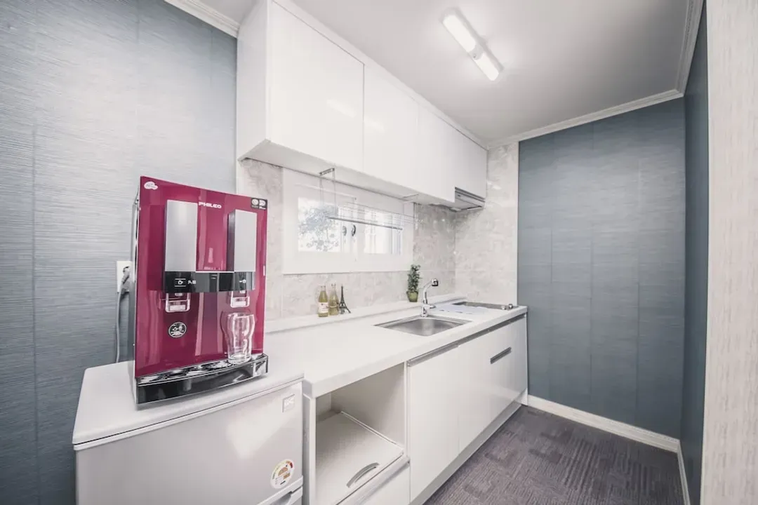 Private kitchenette