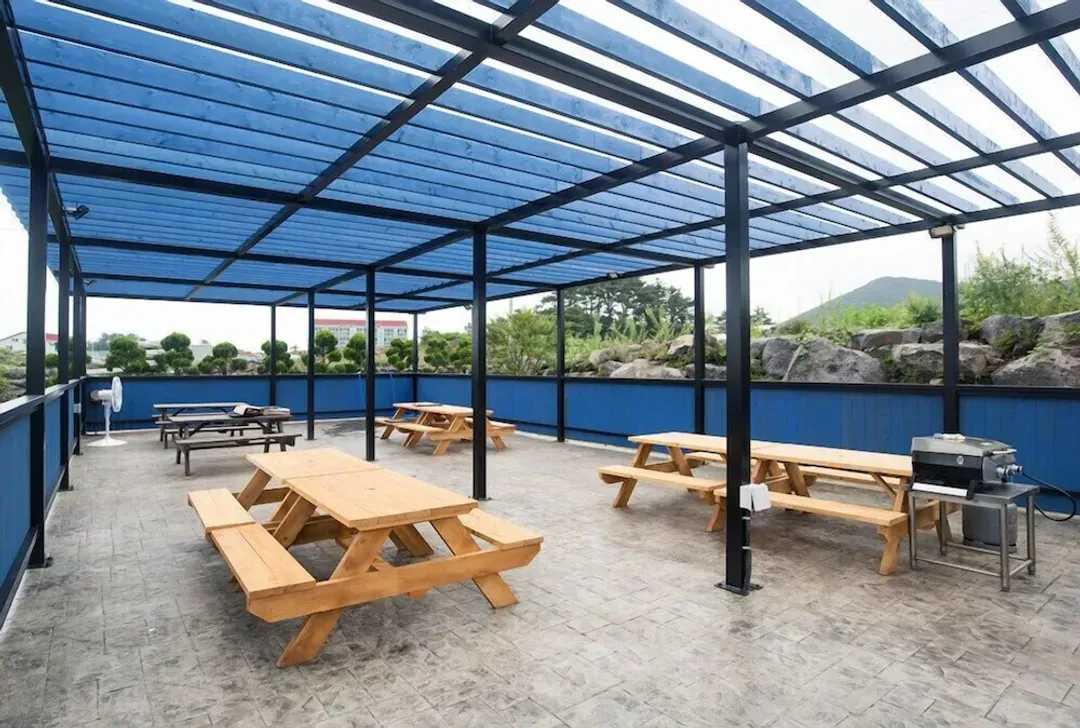 BBQ/picnic area