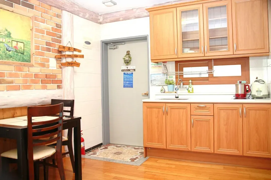 Private kitchenette