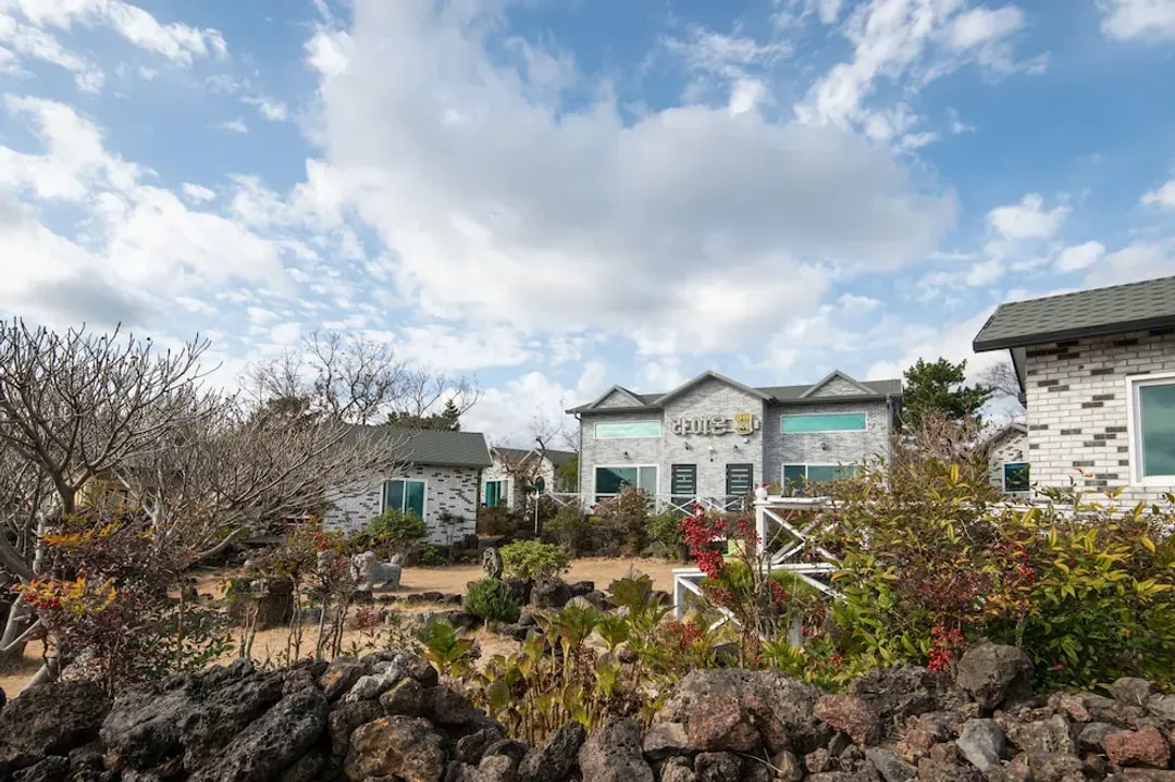 Jeju-do-Lionhill Pension