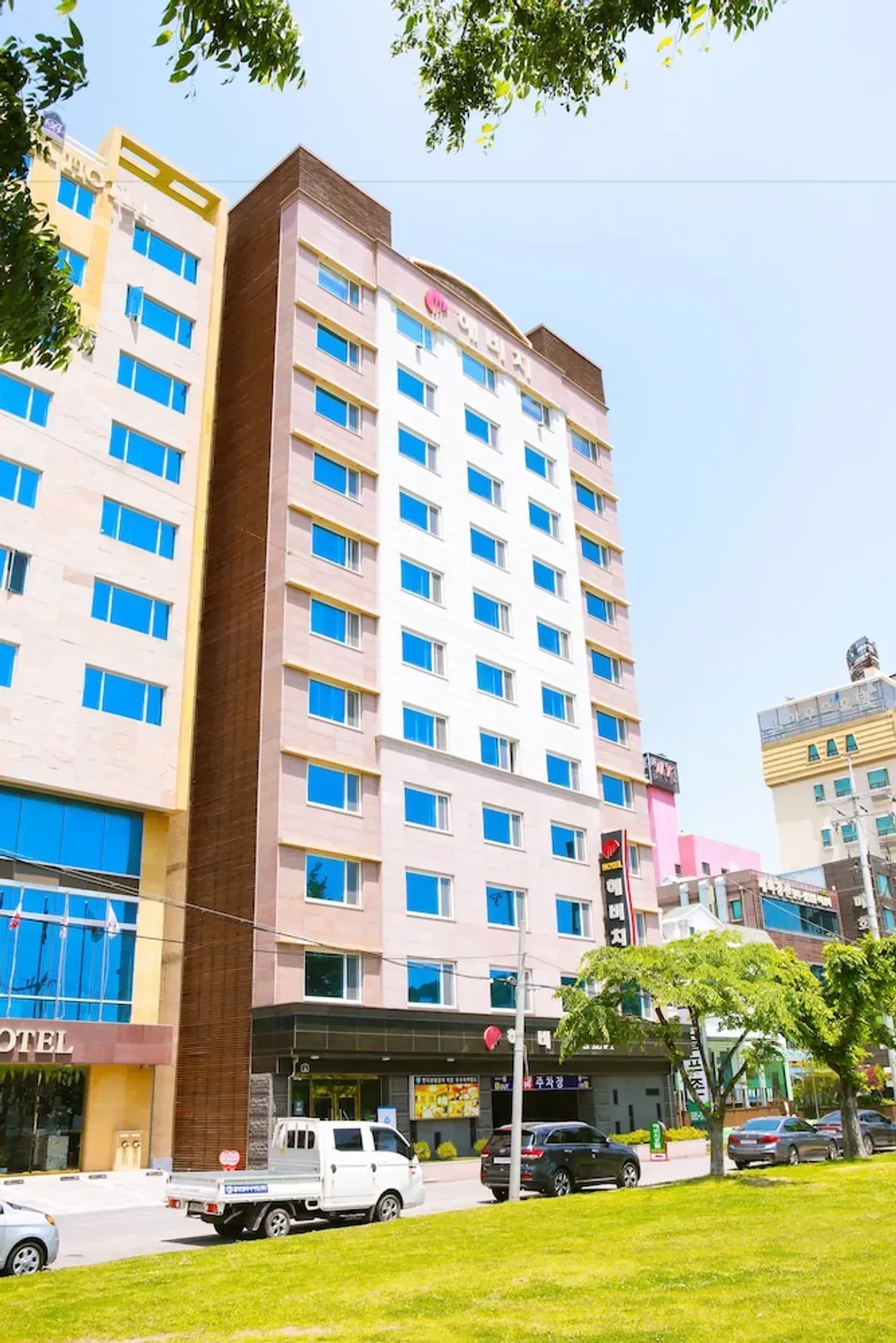 全羅南道-Yeosu Beach Hotel = 麗水海灘飯店