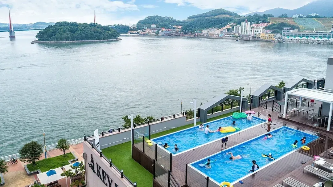 Rooftop pool