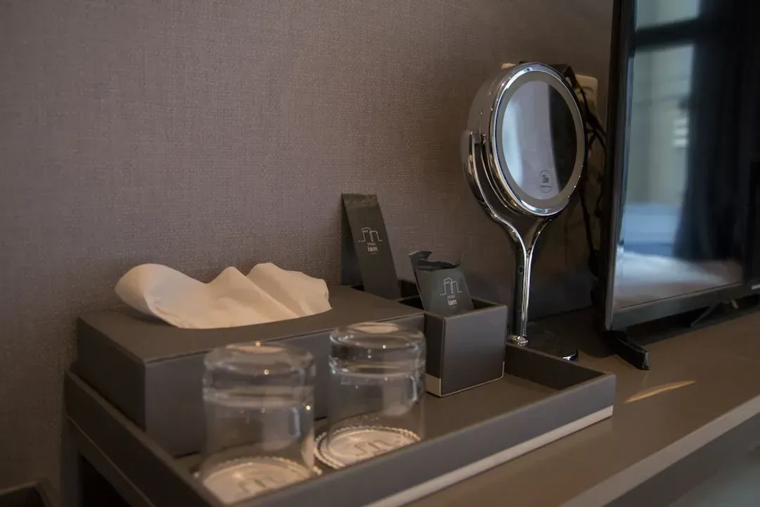 Bathroom amenities