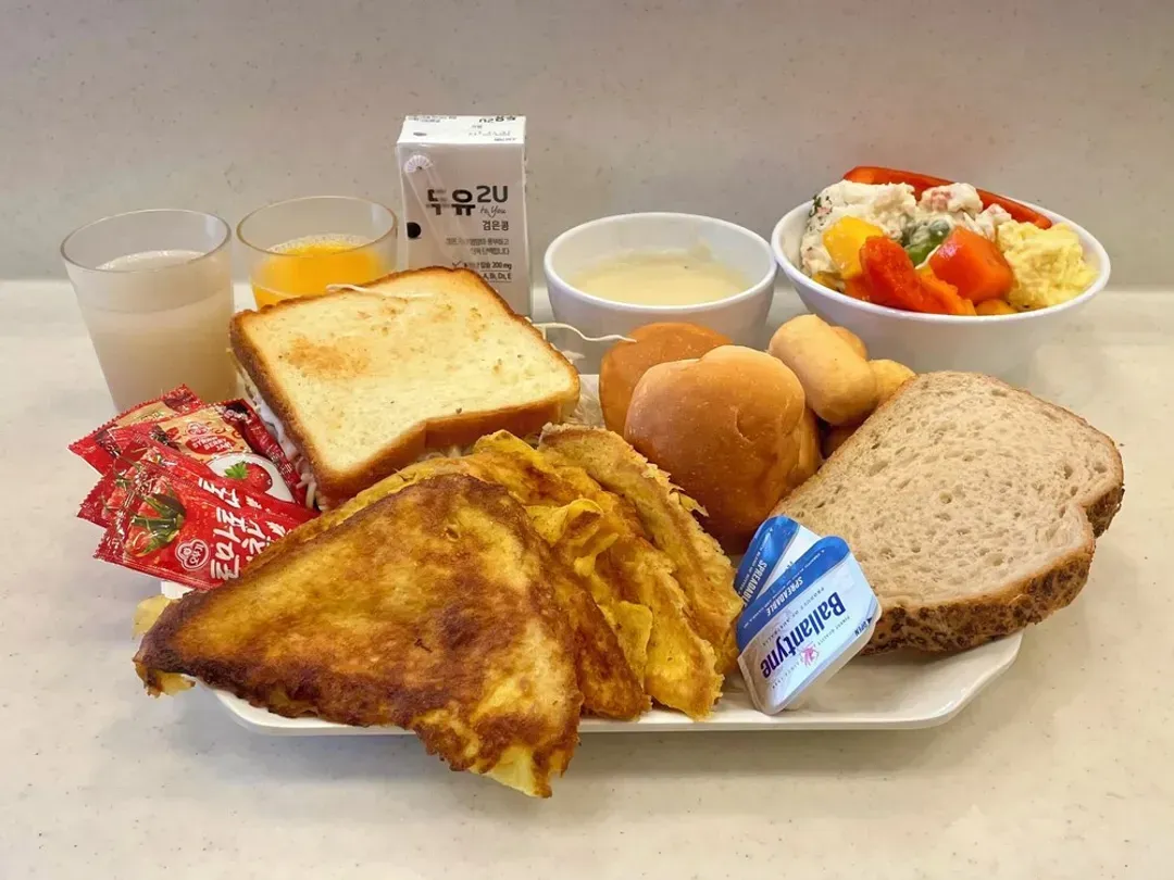Breakfast meal