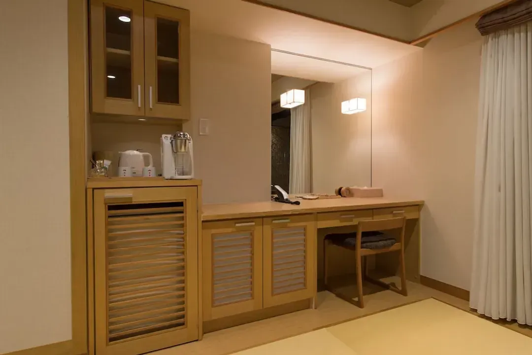 Room amenity