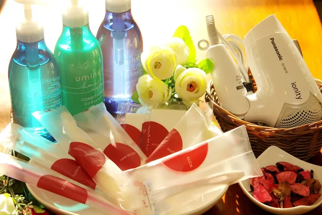 Bathroom amenities