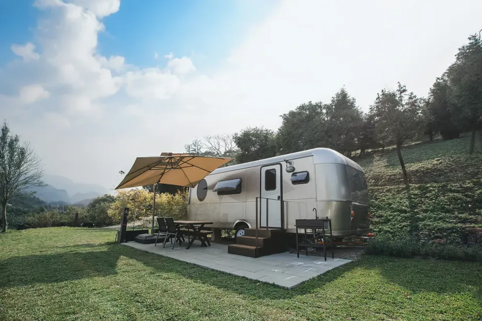 美式露營車外觀