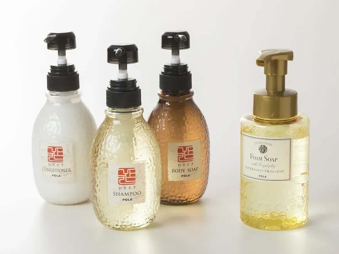 Bathroom amenities