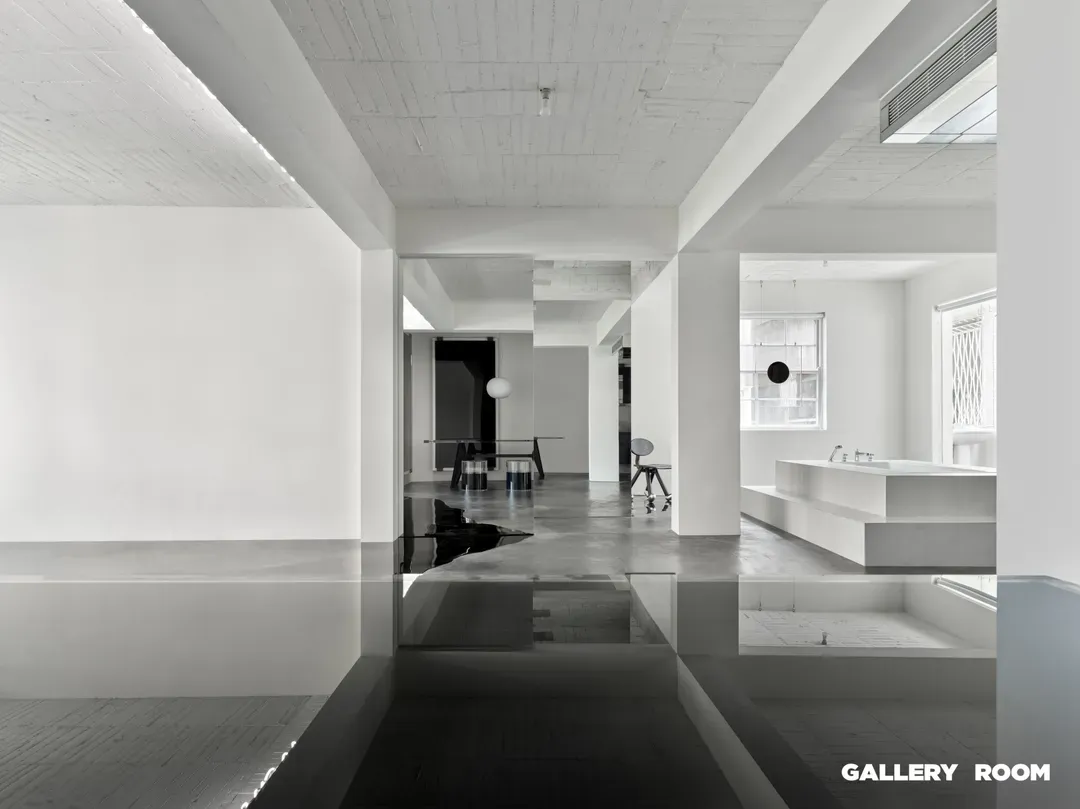 HOTEL YOLO-5