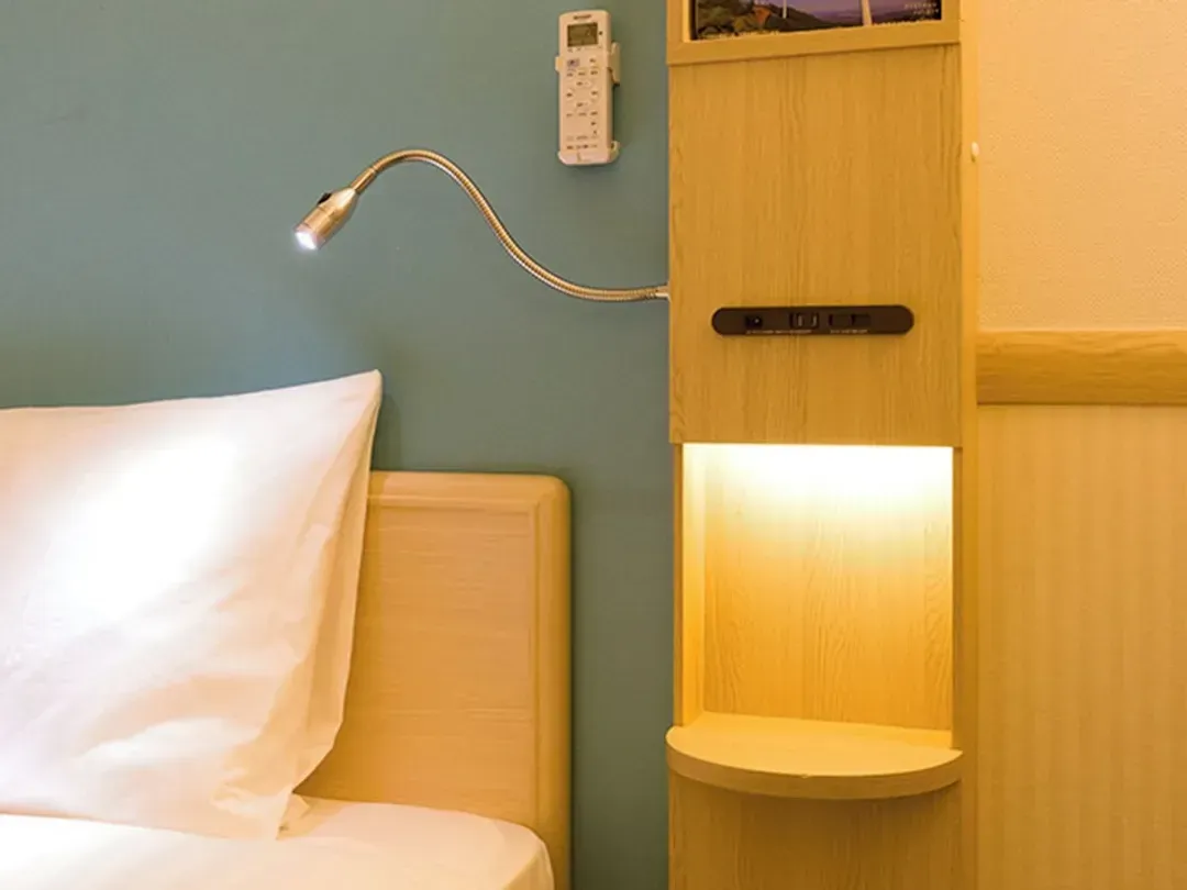 Room amenity
