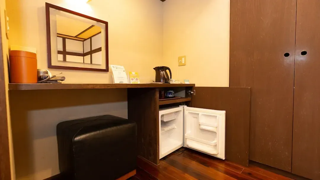 Room amenity