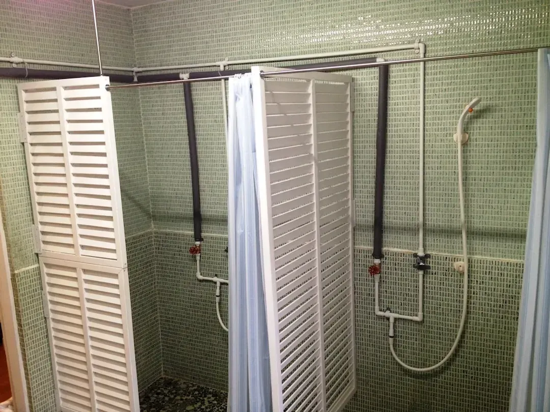 Bathroom shower