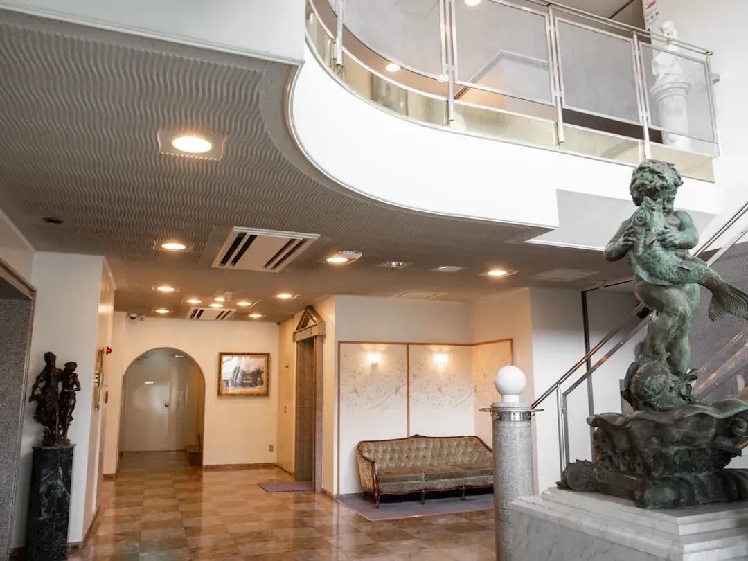Reception hall