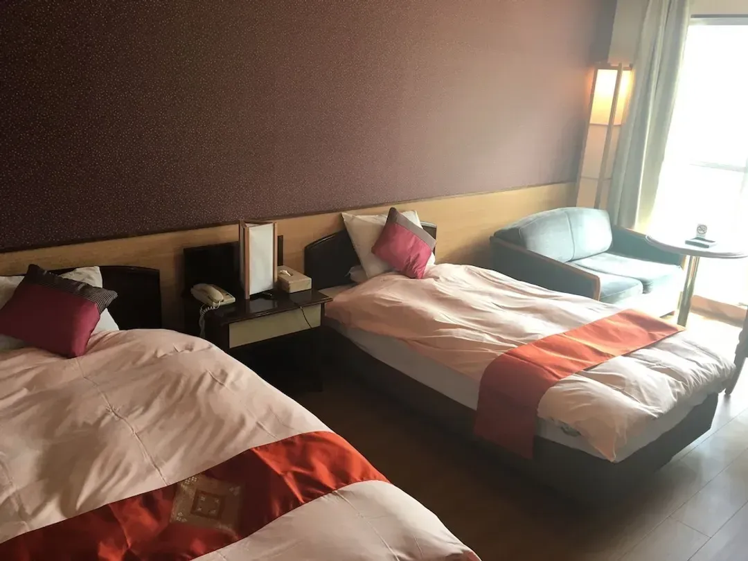 Room amenity