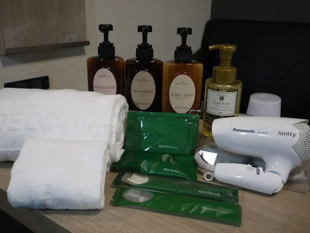 Bathroom amenities