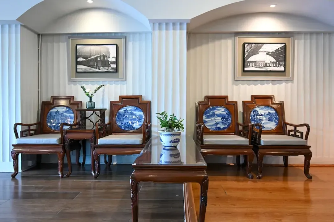 Lobby sitting area
