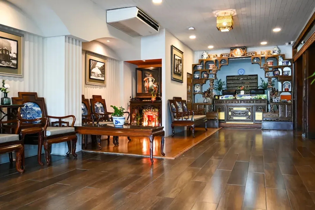Lobby sitting area