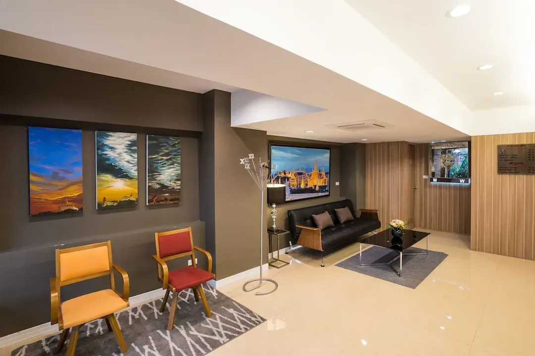 Lobby sitting area