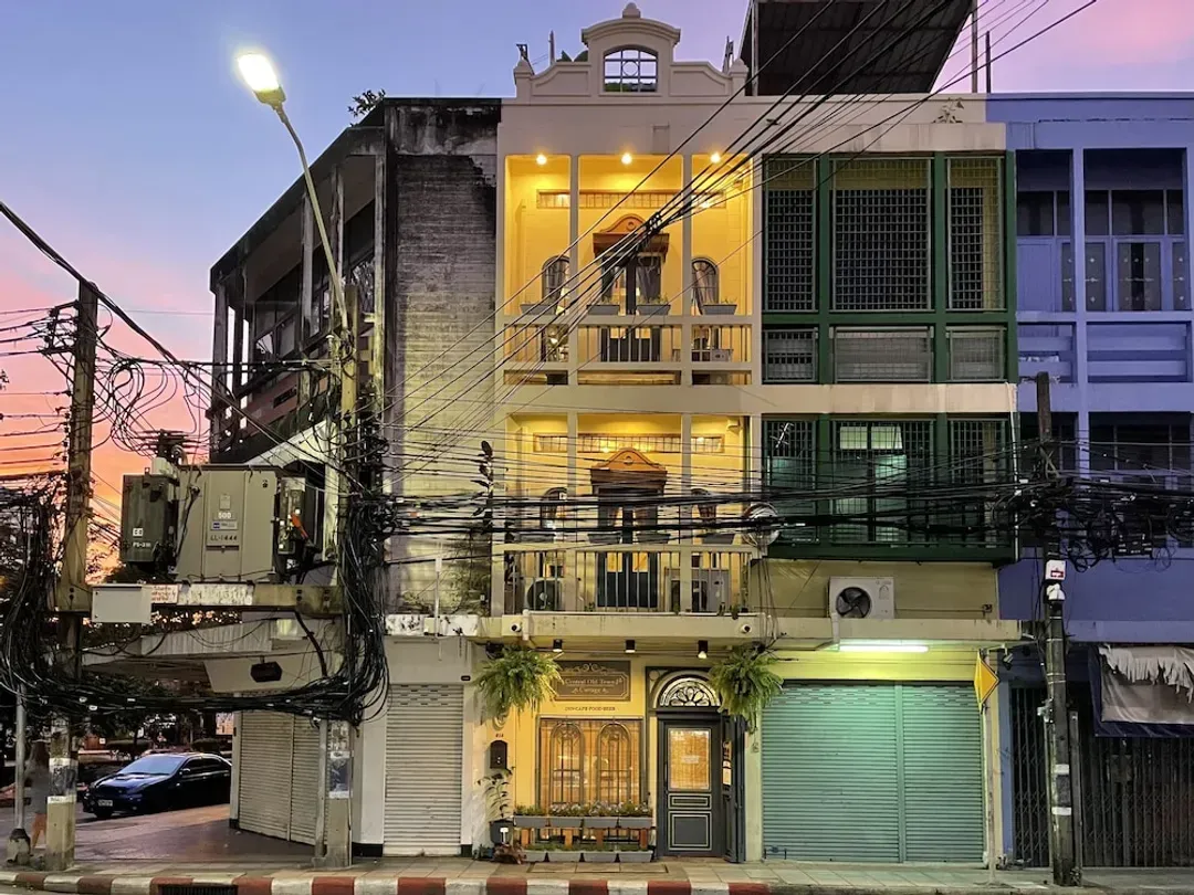 曼谷-老鎮中央小屋飯店