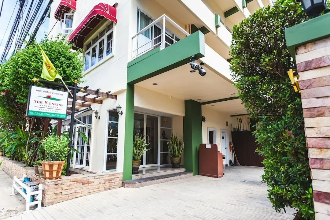 Bangkok-The Sunrise Residence