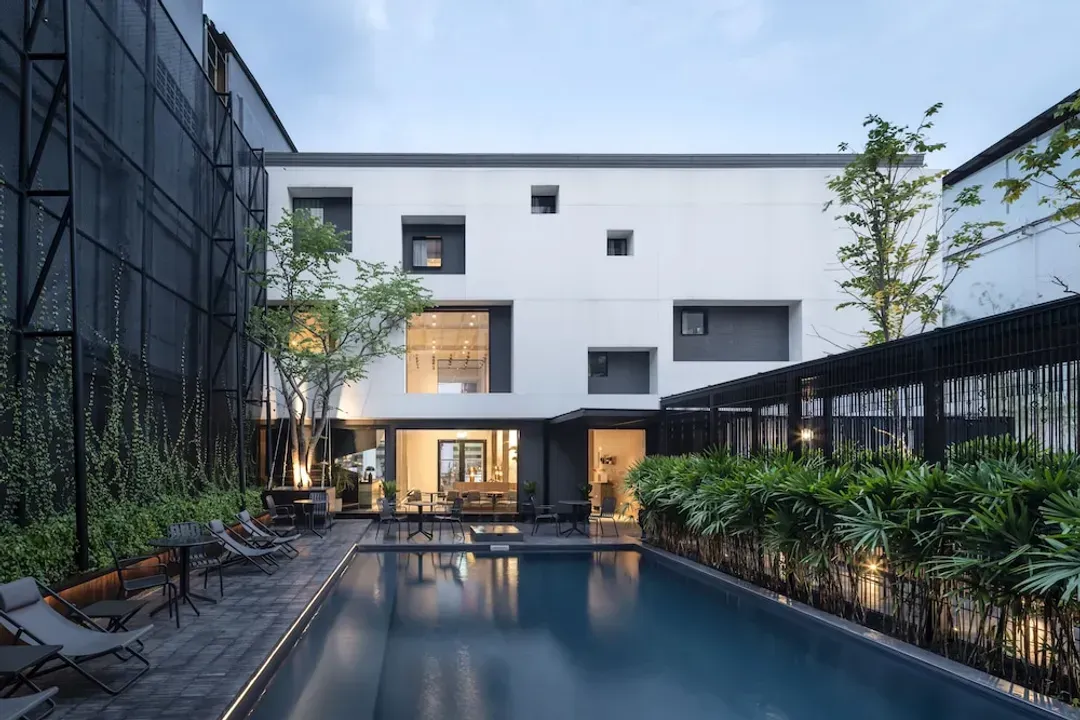 Bangkok-Lilit Bang Lumphu Hotel