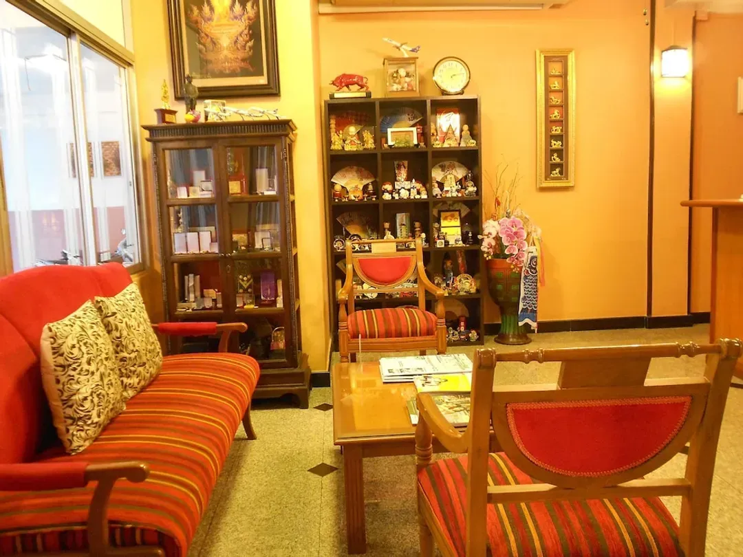 Lobby sitting area