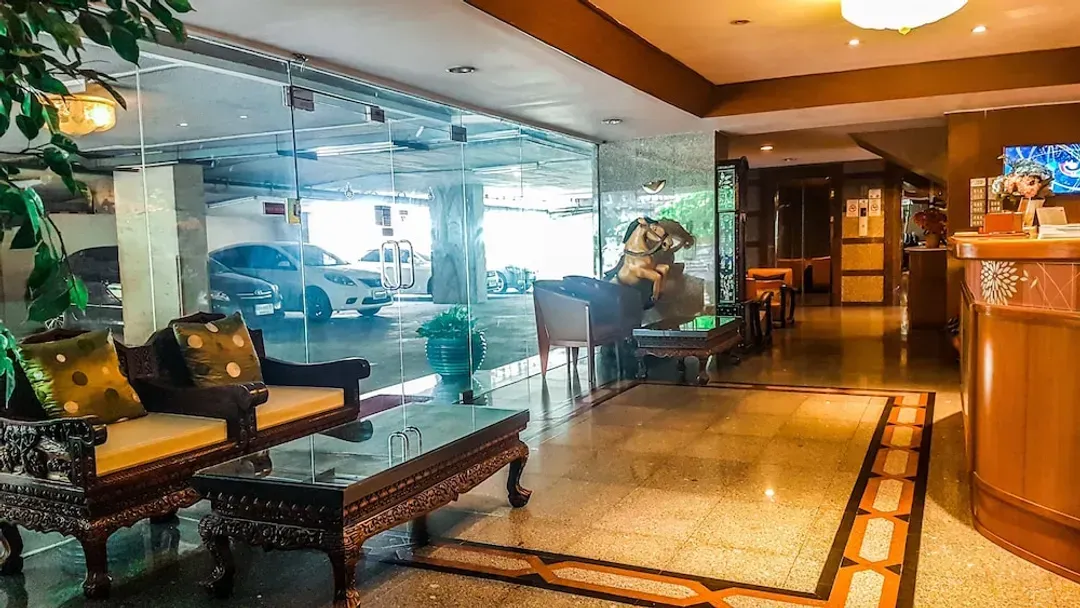 Lobby sitting area