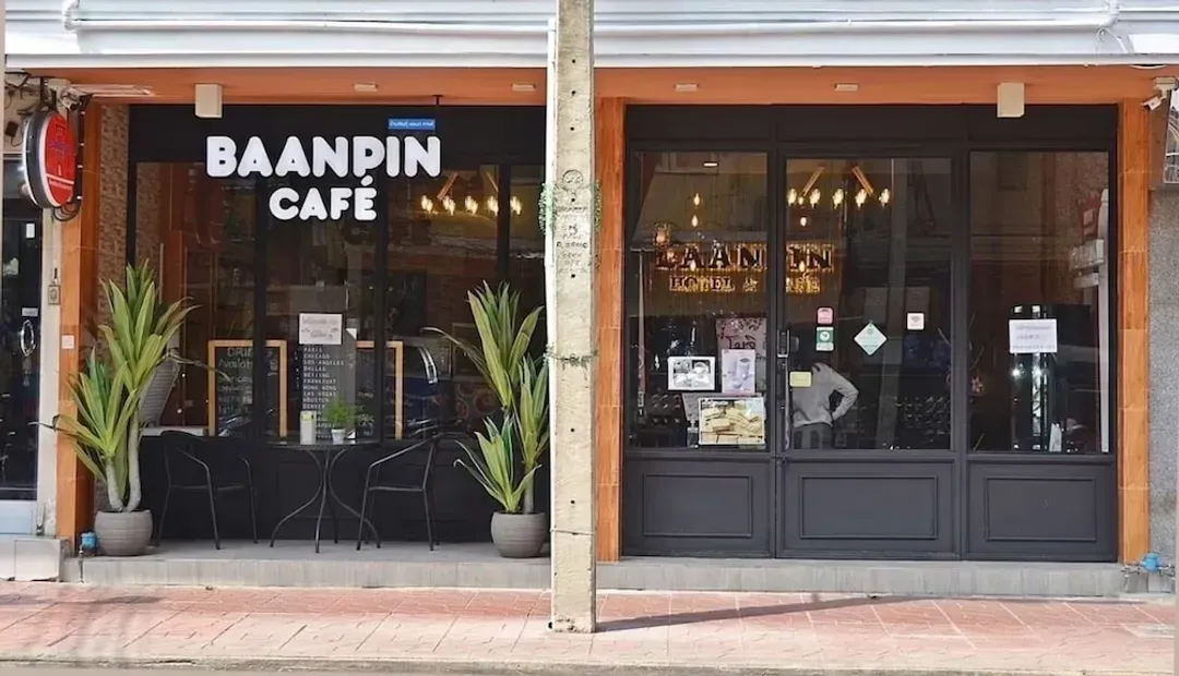 Bangkok-Baanpin Hotel and Cafe
