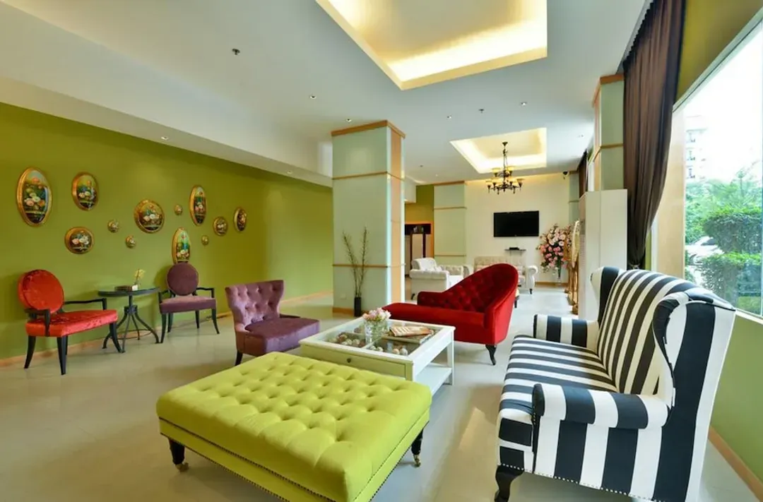 Lobby sitting area