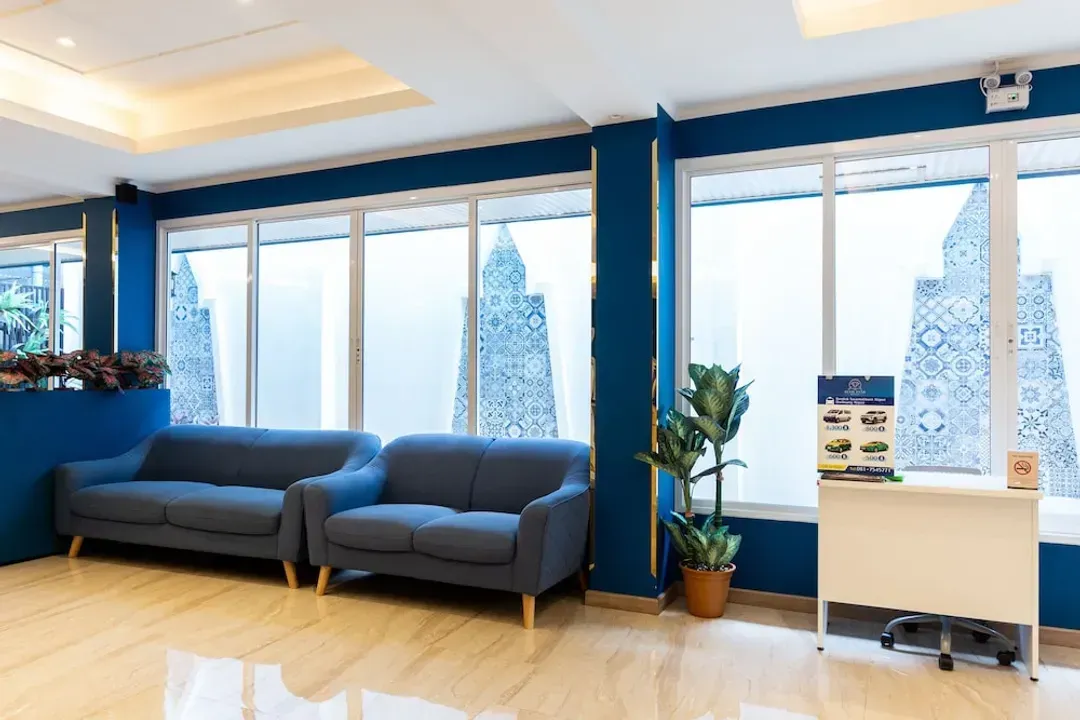 Lobby sitting area