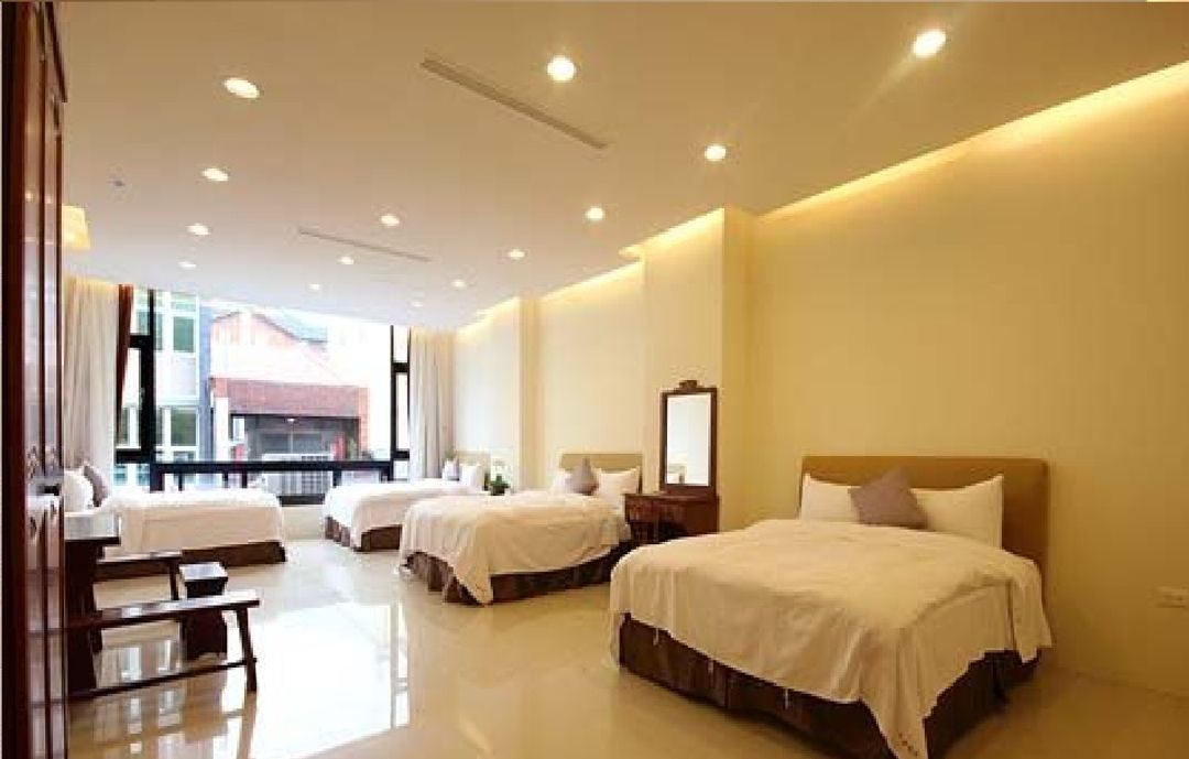 Room and Board Hall 1