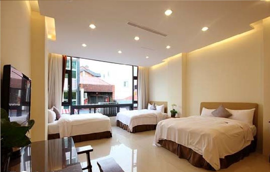 Room and Board Hall 1
