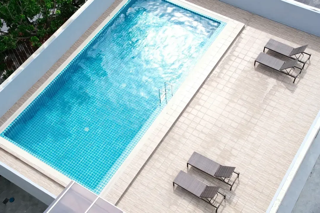 Rooftop pool