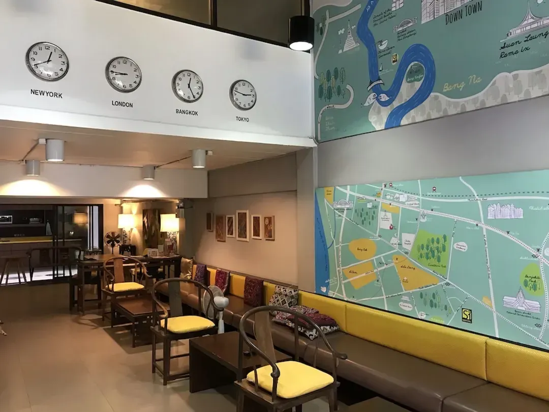 Lobby sitting area