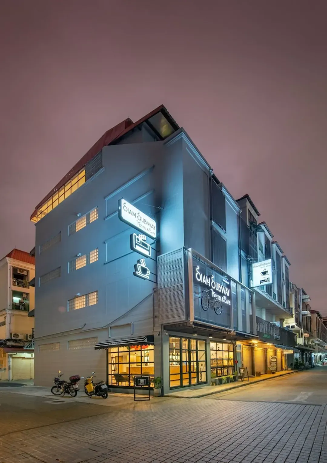 曼谷-暹羅地鐵青年旅館及咖啡館