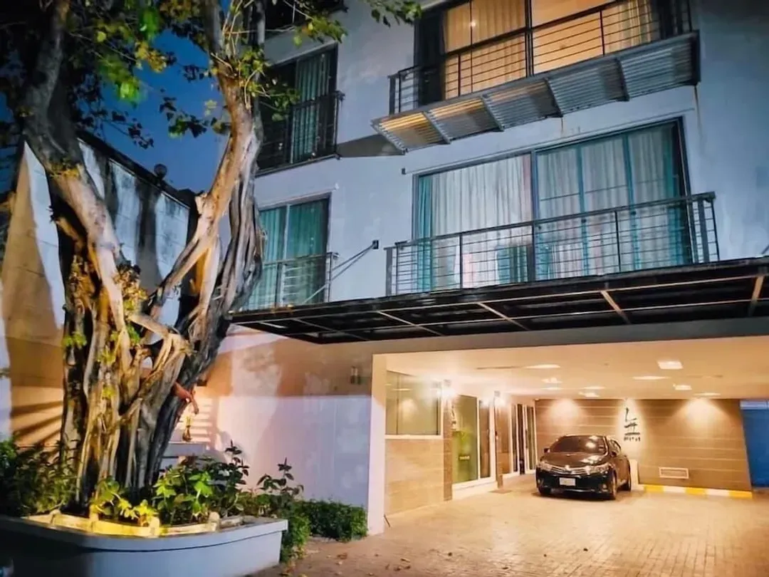 曼谷-ViVi Avenue Thonglor