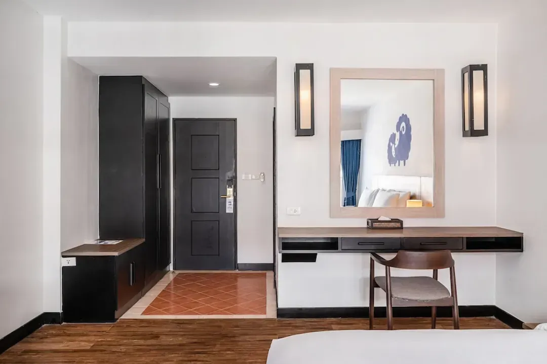 Room amenity
